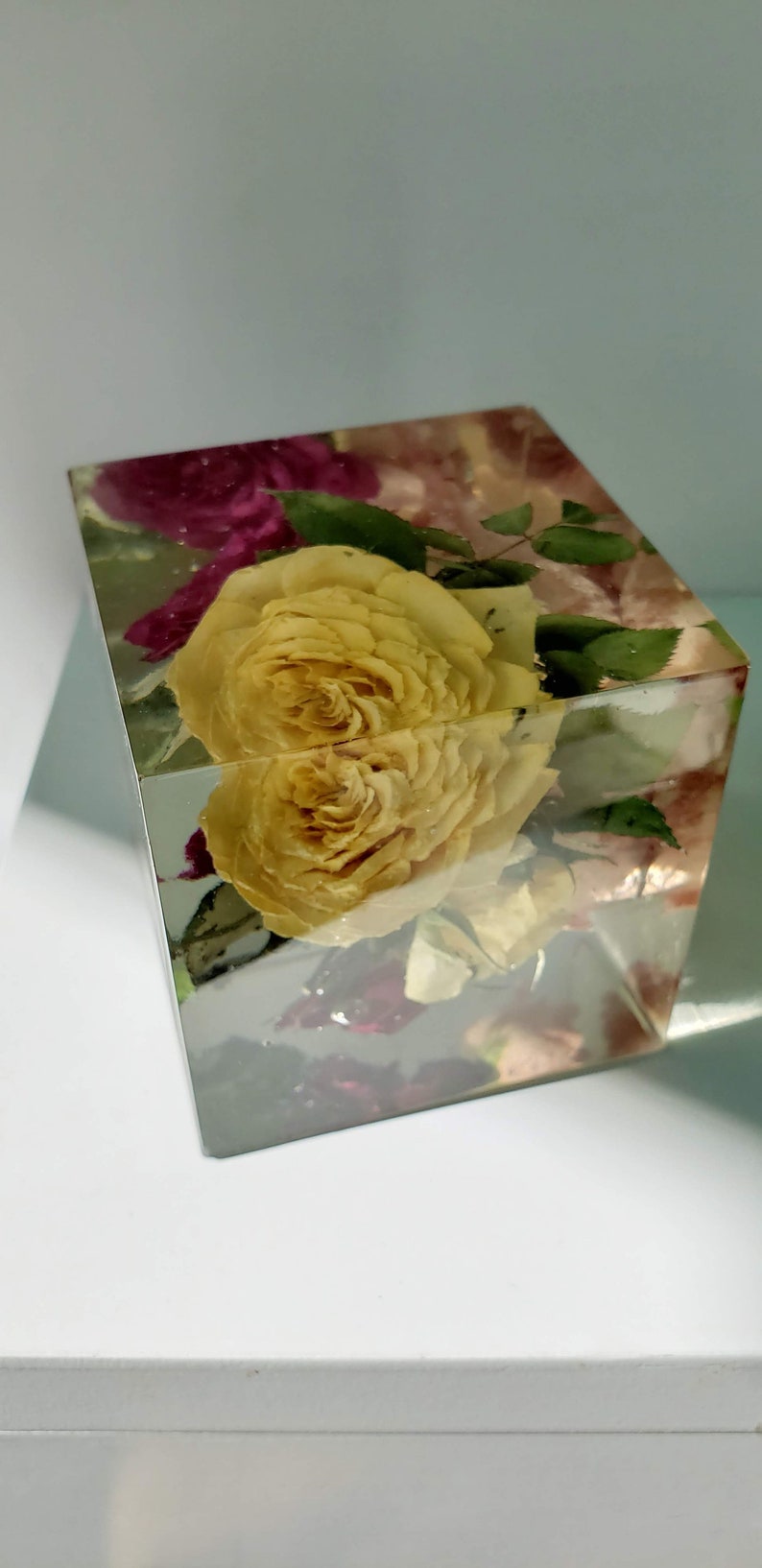 preserving wedding flowers in resin