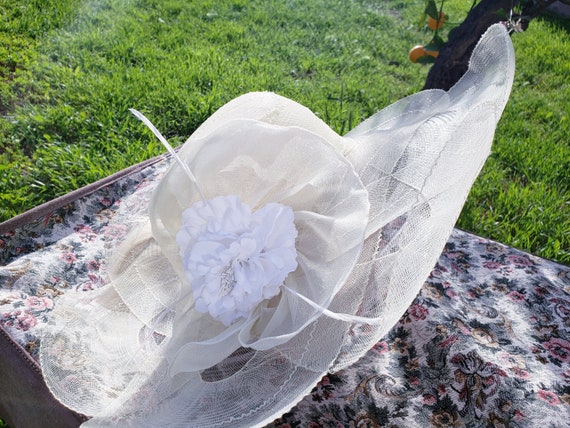 Daydream Butter Hat (Off white) OVY