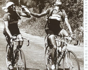 Cartel de la exposición del Tour de Francia - Gino Bartali y Fausto Coppi - arte decorativo - fotografía en blanco y negro - impresión artística - ciclismo