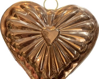 Vintage Copper Mold / Copper Heart Mold / Copper / Heart / Valentines Day Decor / Kitschy Kitchen / Everyday Elevated