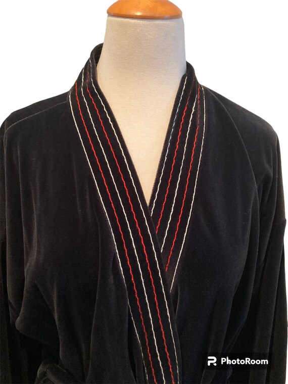 1960s Boudoir / Velvety Velour Black Robe / Softe… - image 6