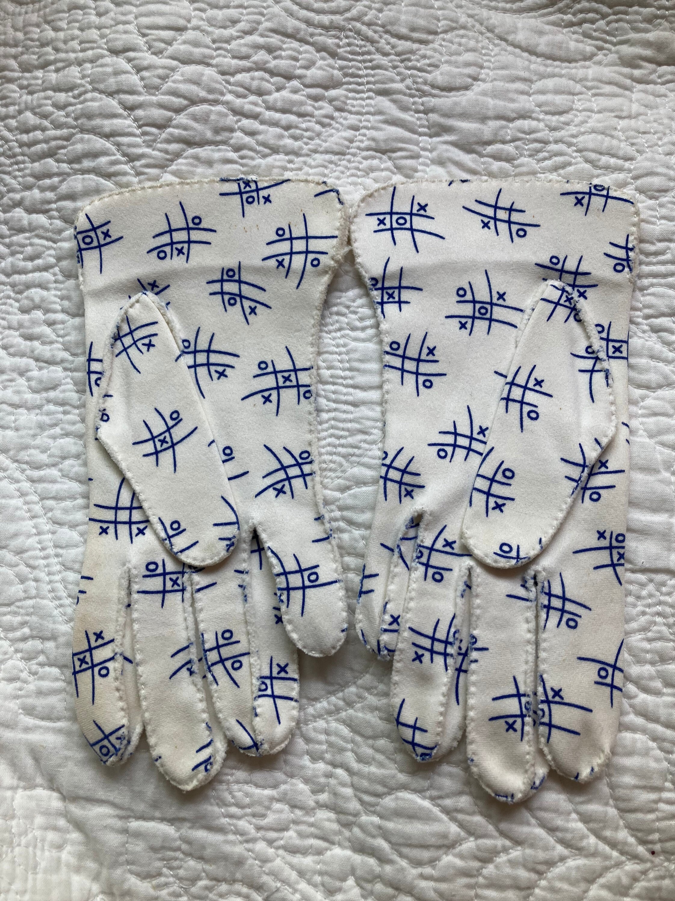 Vintage Cotton Gloves / 1950s Gloves / Tictactoe Pattern / 1950s