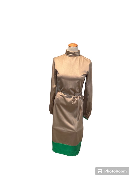 1970s Simon Massey Dress / Simon Massey London / V