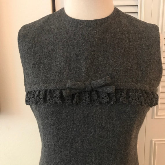 Anne Fogarty Gray wool sleeveless dress