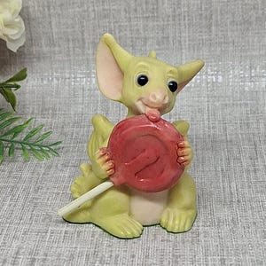 Pirulito ~ O Mundo Fantástico dos Dragões de Bolso ~ Figura Exclusiva para Colecionadores de 1996