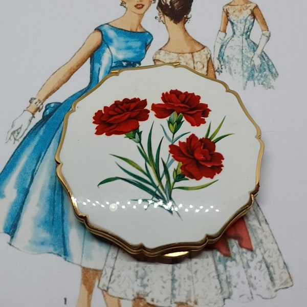 Stratton Compact Mirror ~ Blanc avec œillets rouges ~ vintage Mid Century Convertible Queen Powder Compact avec fleurs rouges