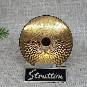 Stratton Compact ~ Gold Tone with Engraved Zig-Zag Lines ~ Scone Shape