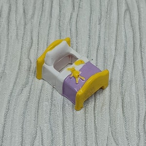 Cama Polly Pocket del set Polly's Bed Time Ring ~ Bluebird Toys 1989 ~ Pieza de repuesto