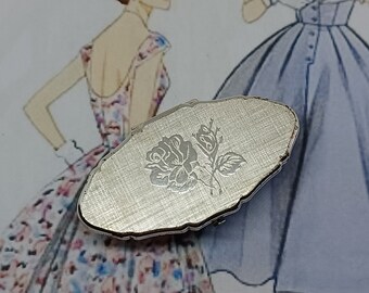 Pince à rouge à lèvres et miroir Stratton Lipview en argent avec rose en relief ~ vintage