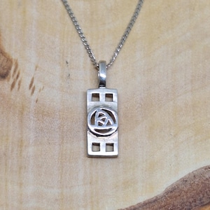 Kit Heath Necklace in Sterling Silver ~ Rennie Mackintosh Inspired Flower Design ~ KH00  (C42)