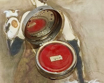 Estuche antiguo de metal plateado de V. Desrue-Larene con espejo, estilo francés, década de 1920, con tinte labial original, V I F