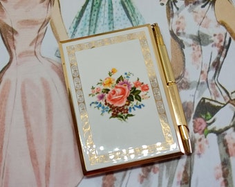 Stratton Notecase & Pen in White Enamel with a Pink Rose and Flowers ~ Vintage Notepad