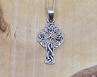 Celtic Knot Pendant Necklace in Sterling Silver ~ Modern Design (C53 ...