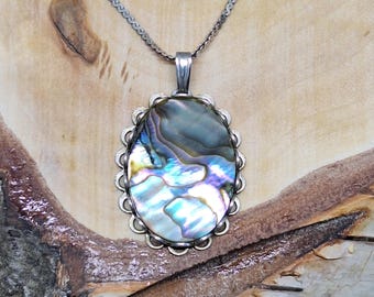 Colar com pingente de concha de abalone e prata esterlina em corrente de prata esterlina ~ Pingente de concha oval (C33)