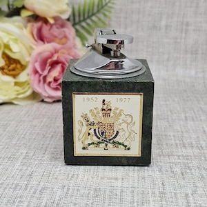 Briquet commémoratif du jubilé d'argent de la reine Elizabeth ~ 1977 ~ de l'abbaye de Woburn ~ souvenir