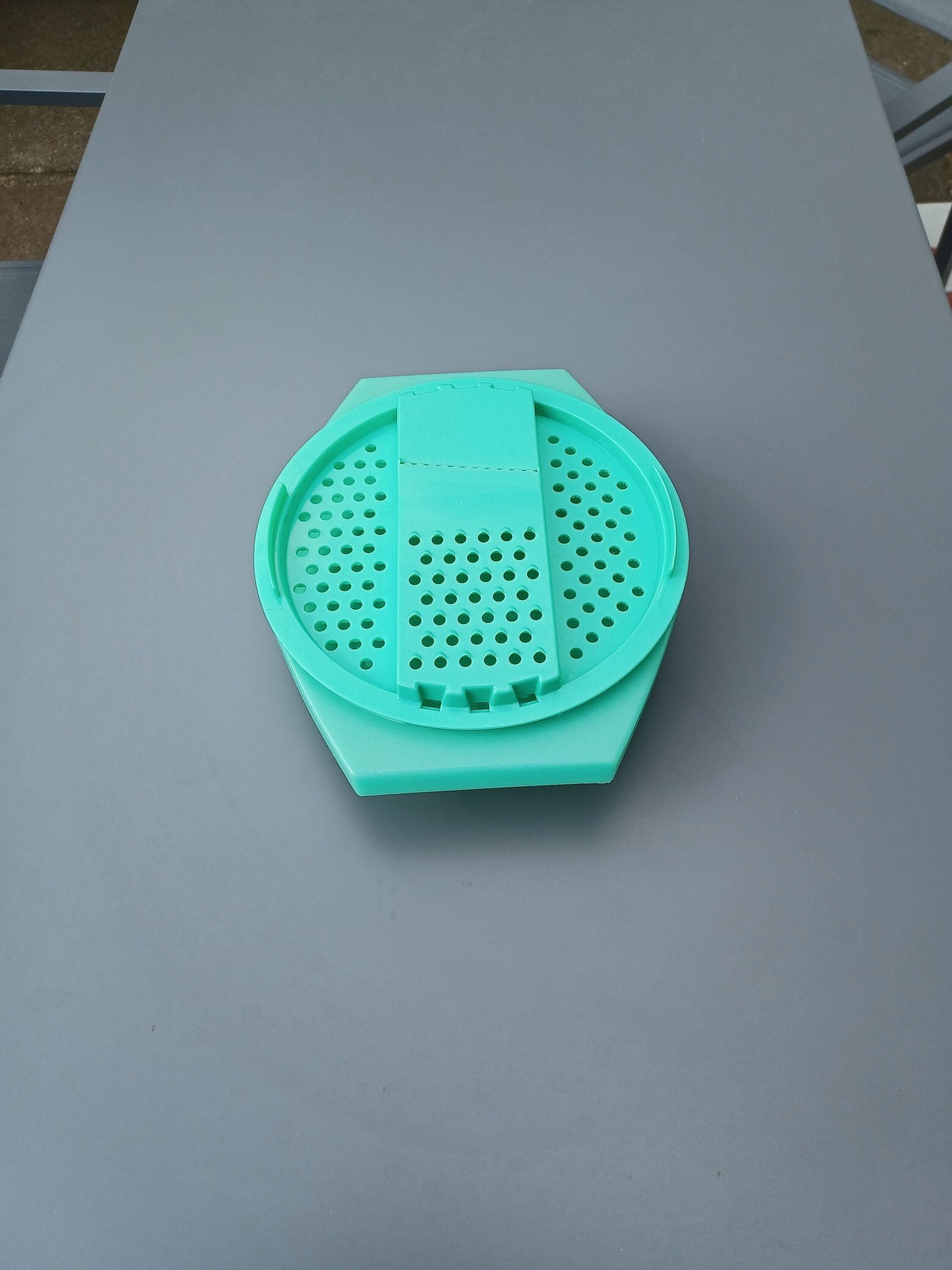 Vintage Tupperware Grater/Slicer bowl AND Cheese Grater - Jadeite Green