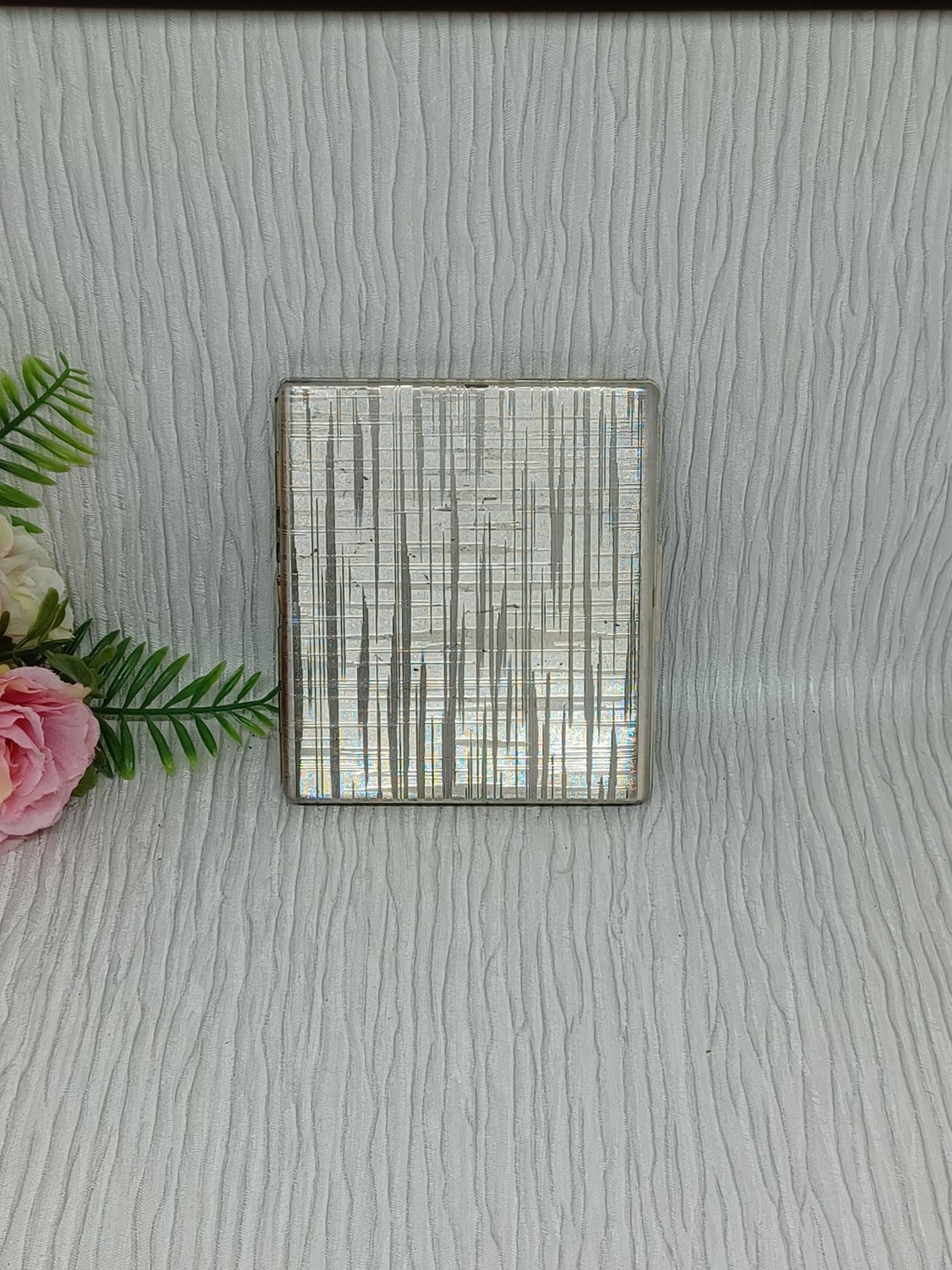 Kigu Cigarette Case in Silver Tonetextured Metal ~ Vintage