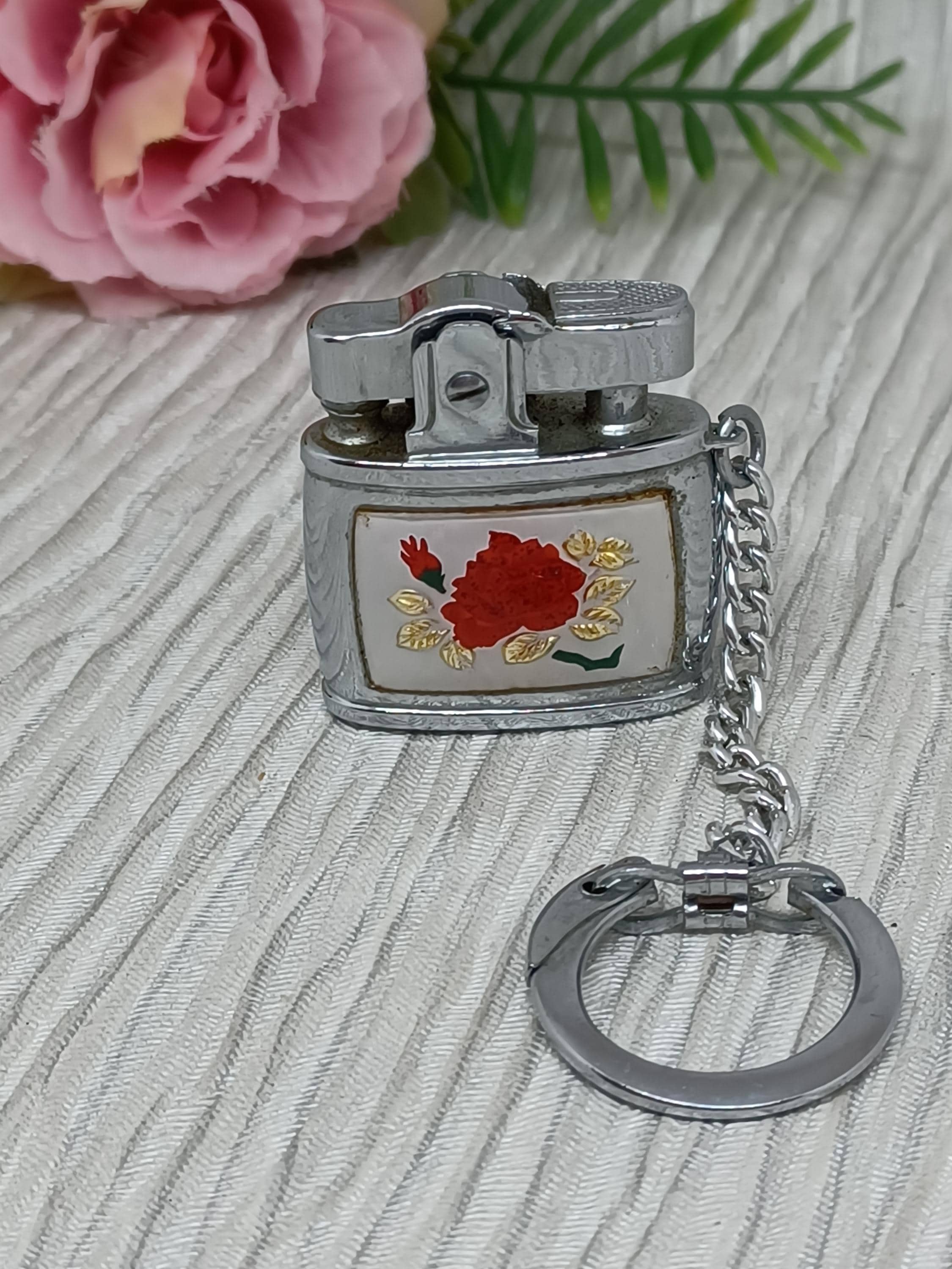 Vintage Keyring Cigarette Lighter ~ Red Roses on White