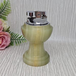 Green Onyx Cigarette Lighter ~ Vintage Marbled Table Lighter