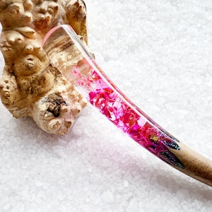 Purple Flower Wooden Hair Pin: Floral Hair Stick with Pink Gypsophila