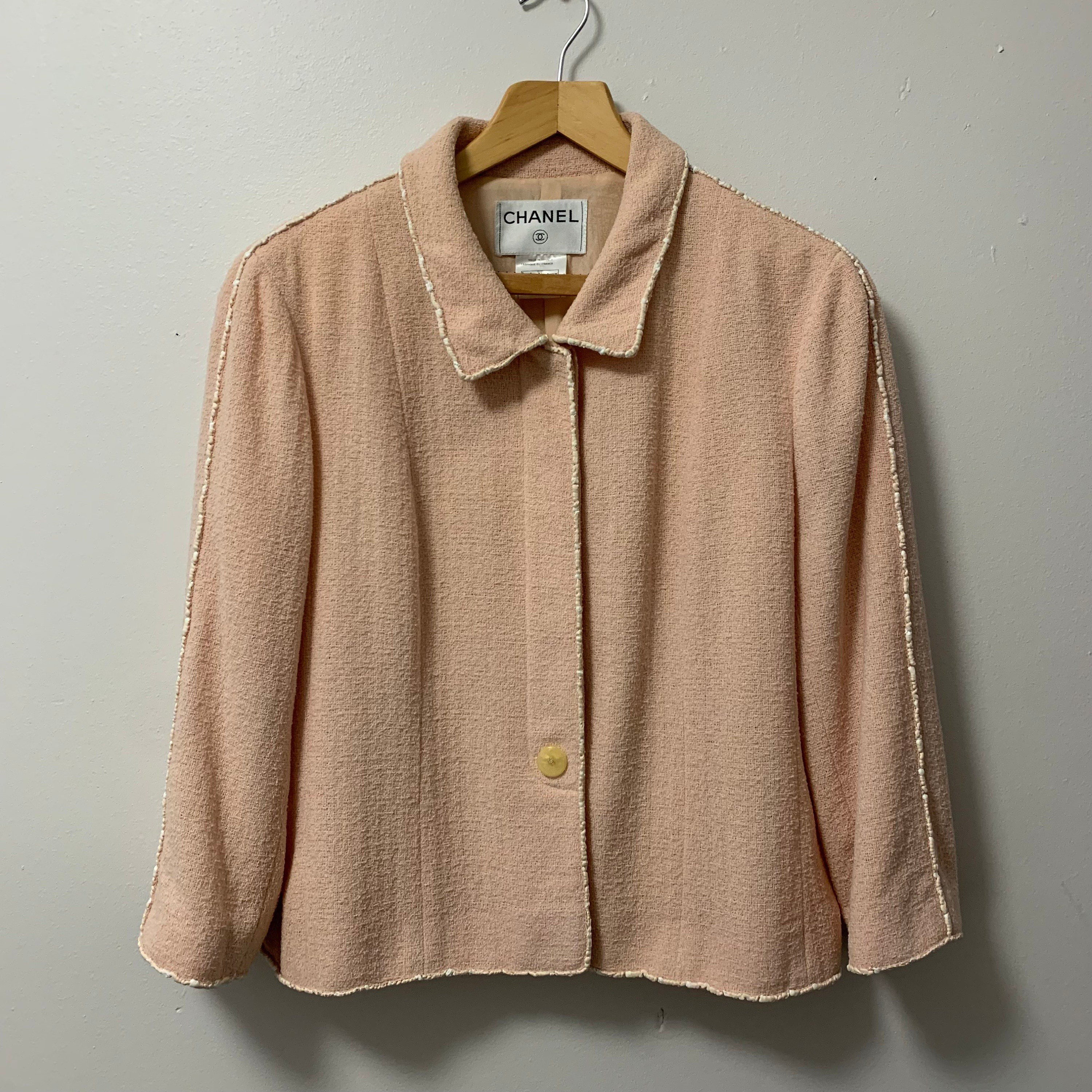 CHANEL, Jackets & Coats, Authentic Rare Chanel 994 Runway Cc Logo Pink  Cropped Tweed Boucle Wool Jacket