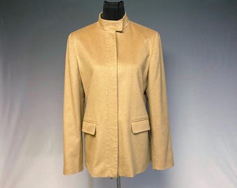 Luxurious Max Mara Camel Wool Collared Jacket Size 12/46 Made in Italy in very good condition.