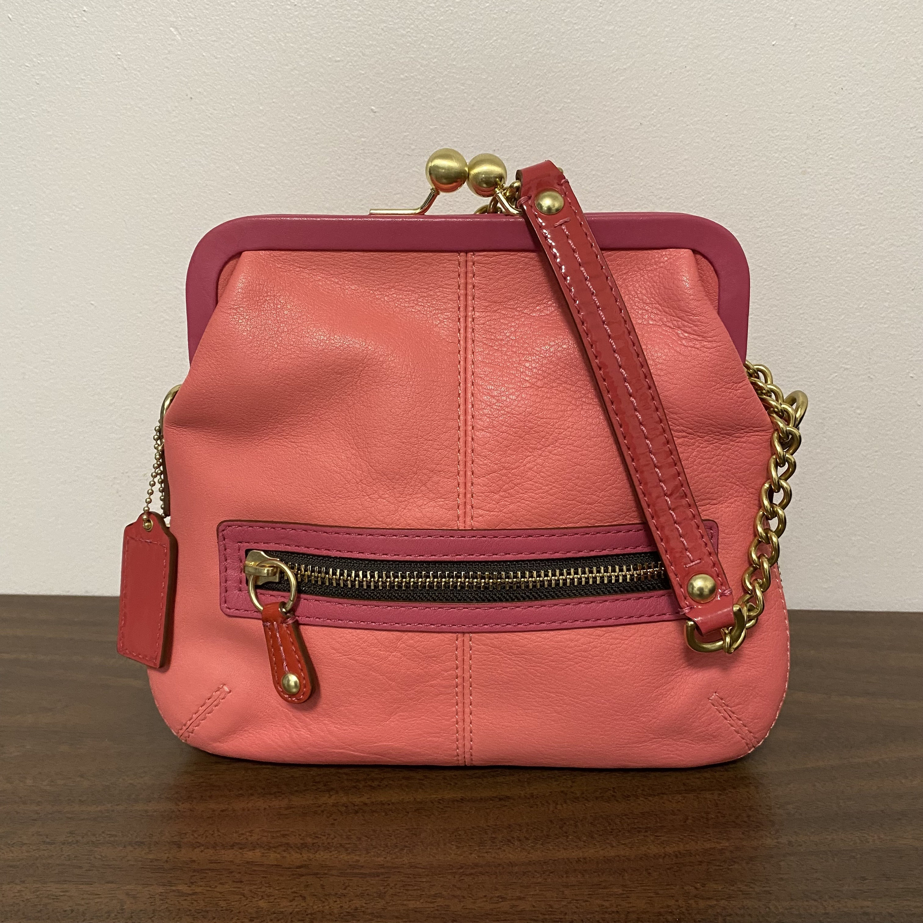 バッグ Coach leather kiss lock Hand bag Rare Coach Red Patent Leather Kisslock | eBay