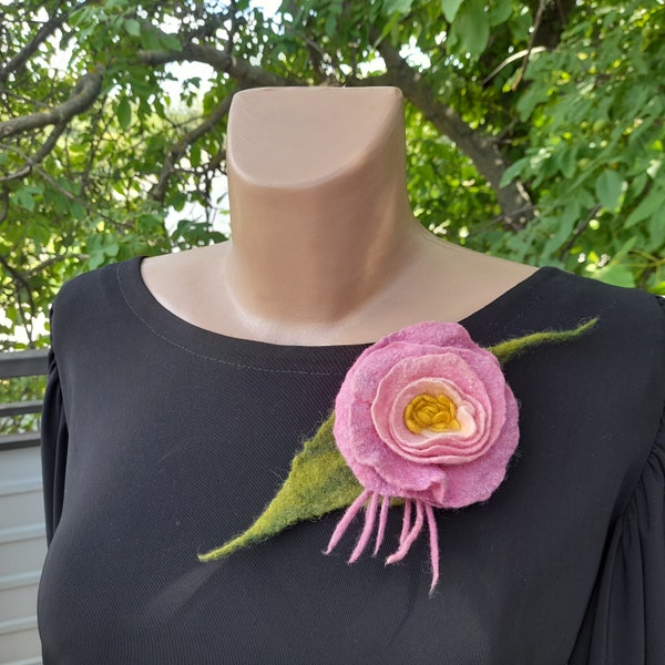 Felted Flower Brooch - Handcrafted Rose Design,  Felted  Pink Rose , Tea Rose Brooch,Large Rose Flower Brooch, Floral Pin For Women