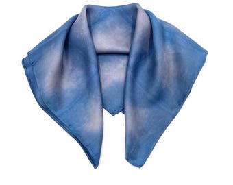 Sciarpa di seta Shibori fatta a mano, fazzoletto da taschino blu-grigio, bandana