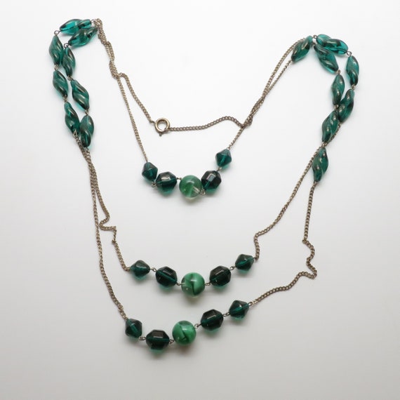 Vintage 56" Multi Shaped Emerald Green Glass Bead… - image 1