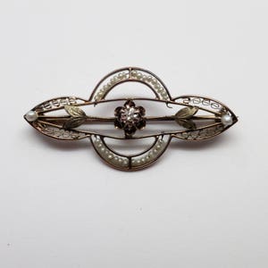 Exquisite AntiqueEdwardian 10K White Gold Seed Pearl & Diamond Filigree Bar Pin / Brooch