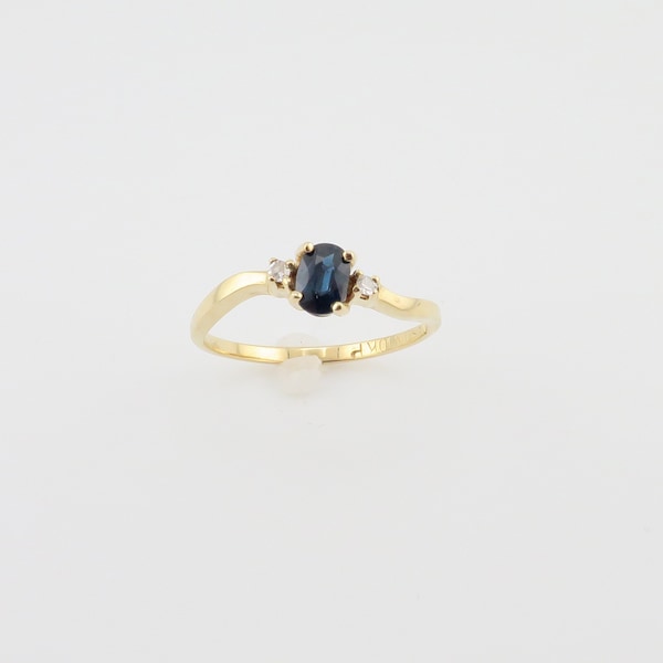 Pretty 10K Yellow Gold Genuine .31ct Oval Sapphire/2 Accent Diamonds in a Wave Type Setting Ring/September Birthstone/ Size 7.25/ 1.57 Grams