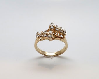 Stunning Vintage New Marquise Shaped 14K Yellow Gold .50 ct TW Diamond Cluster / Dinner / Cocktail/ Statement Ring Sz 6.5