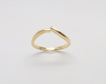 Linda aliança vintage nova em ouro amarelo 14K com redemoinho, 1,5 mm de largura / Anel empilhável / Aliança de casamento / Anel / Tamanho 6,25 / Pesa 1,73 gramas.