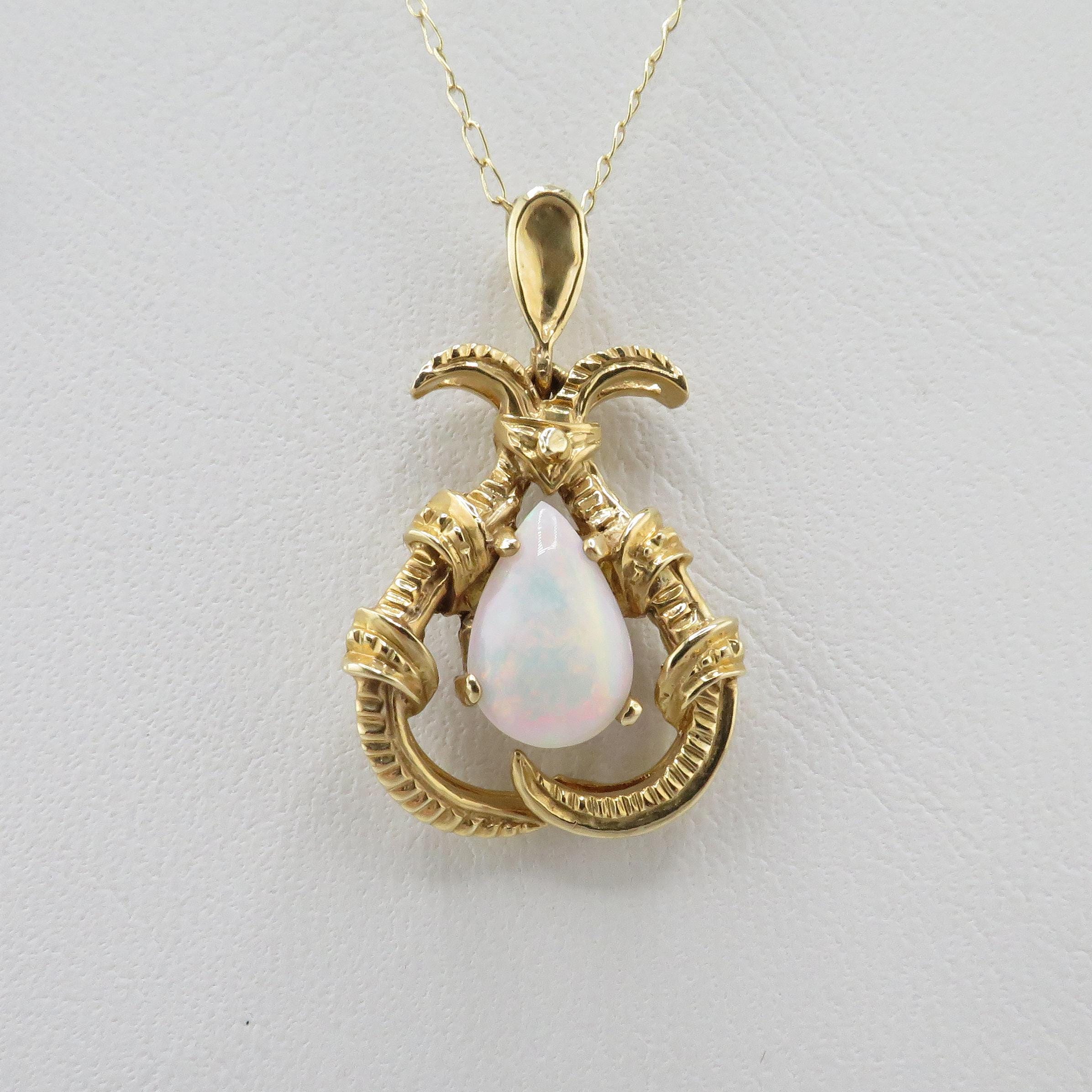 素晴らしいヴィンテージ新品14Kイエローゴールド純正ペアーカボション