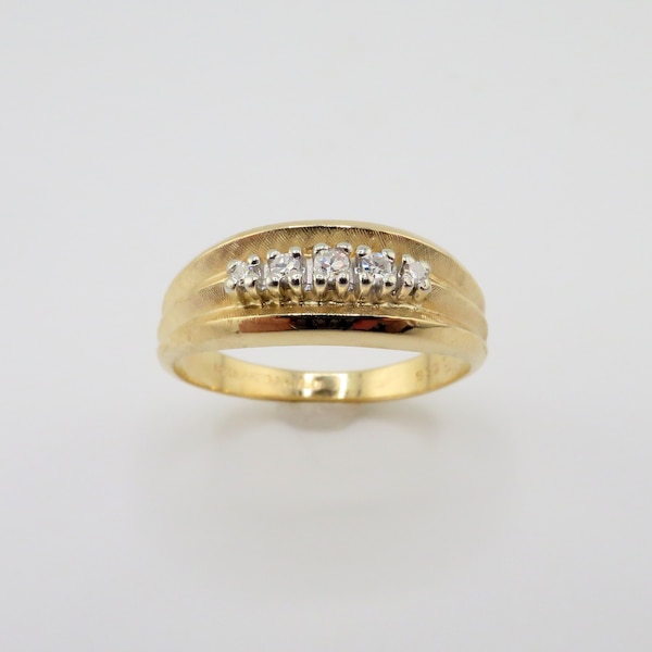 Vintage ArtCarved 14K Yellow Gold 7.45mm Wide Tapered Band / .15ct TW Diamonds/ Stacking Ring/ Wedding Band / Size 9.25 /Weighs 4.17 grams