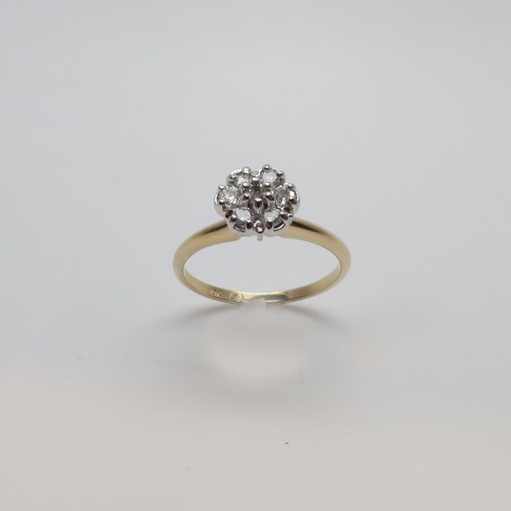 Pretty Vintage New 1/4ct. TW.  Diamond Cluster 10… - image 1