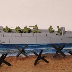 LCVP Higgins Boat — WWII American Landing Craft | 1/32 (54mm)–1/56 (28mm) Scale Model