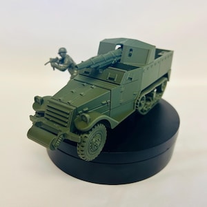 T19 Howitzer Motor Carriage WWII Armored Car: 1/32 Army Men Scale