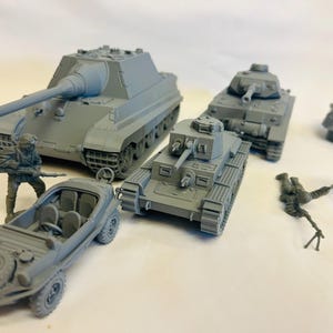 WWII (x4) German Vehicle Pack #3: 1/32 Scale Army Men