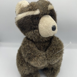 Vintage Dakin Raccoon plush toy stuffed Scavenger 12&quot;