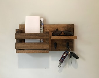 Entryway organizer // Key hook // hallway organization