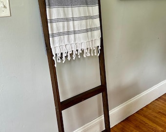 Escalera para mantas // Escalera para toallas // Almacenamiento para toallas // Almacenamiento para mantas // Almacenamiento para bufandas