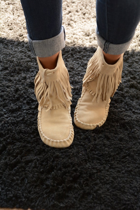 indian style moccasins