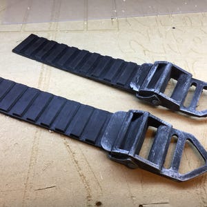 Death Trooper / Shore Trooper hard rubber shoulder straps and buckles