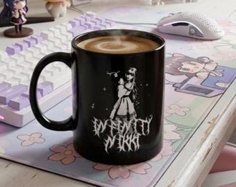 Infinity Nikki zwarte gotische mok | Gamer Girl-drinkgerei | Cadeau voor haar | Animegame Weirdcore | Coquettecadeau voor tienermeisje | Goblincore