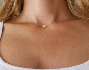 Collier de perles en or 14 carats, collier minimaliste en or, collier de perles d'eau douce, bijoux simples de tous les jours, collier simple de perles