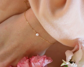 Pulsera llena de oro de 14k con una perla, pulsera de perlas minimalista delicada, joyería simple todos los días, regalo para ella