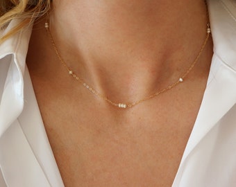 14k Gold gefüllte kleine Perlen Choker, Gold Minimalist Halskette, Süßwasser Perlen Halskette, jeden Tag einfach Schmuck, Perlen einfache Halskette