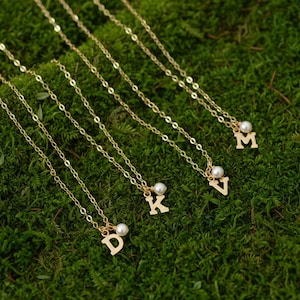 14k gold filled letter- en parelketting, gepersonaliseerde initiaalhanger